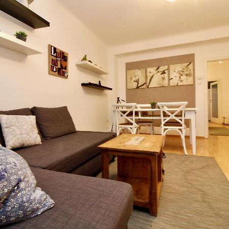 Gorgeous Hideout | City Center Apartment Відень Екстер'єр фото