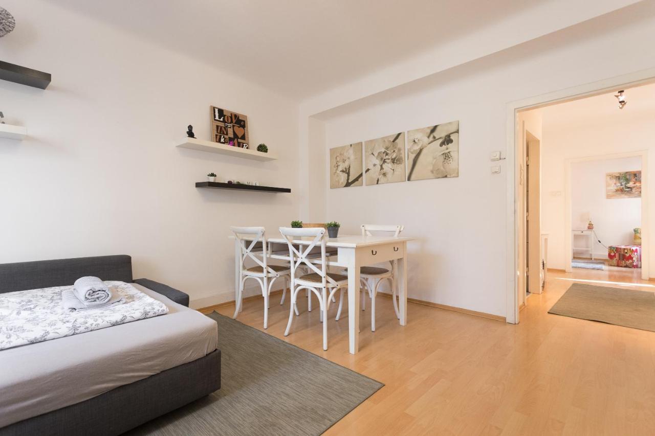Gorgeous Hideout | City Center Apartment Відень Екстер'єр фото